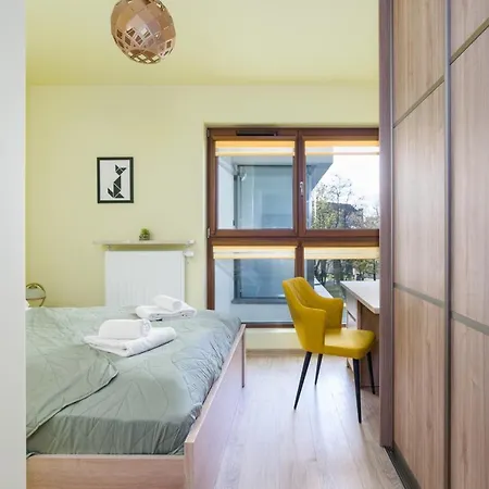 Bukowska 18 Mtp By Renters Poznań